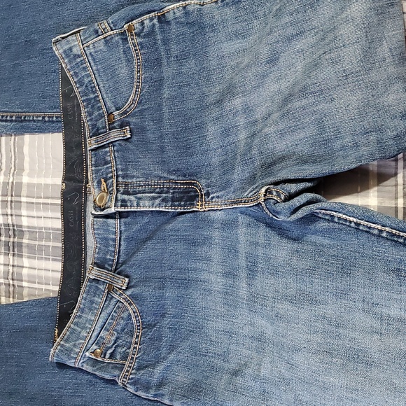 Wrangler Cowgirl Cut Jeans - Picture 5 of 9